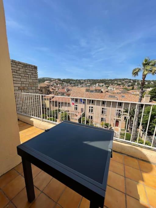 Le Provencal - Hyper Centre - Clim - Terrasse Apartment Каси Екстериор снимка